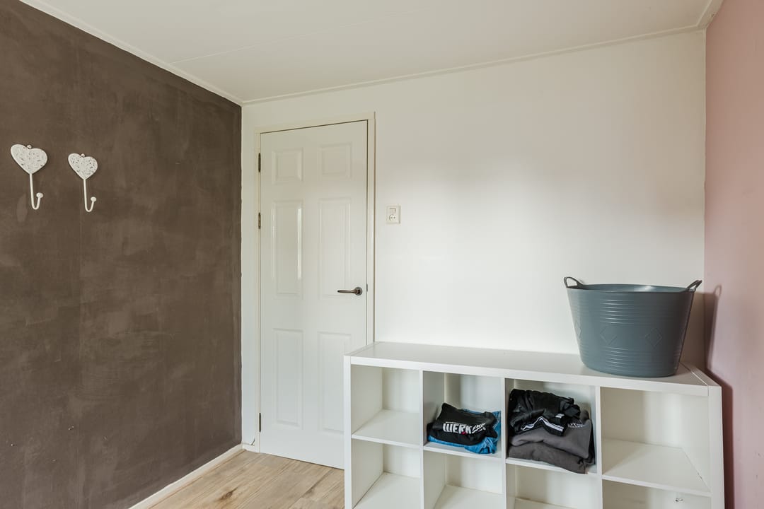 Photo 28 of Kanaalweg 89