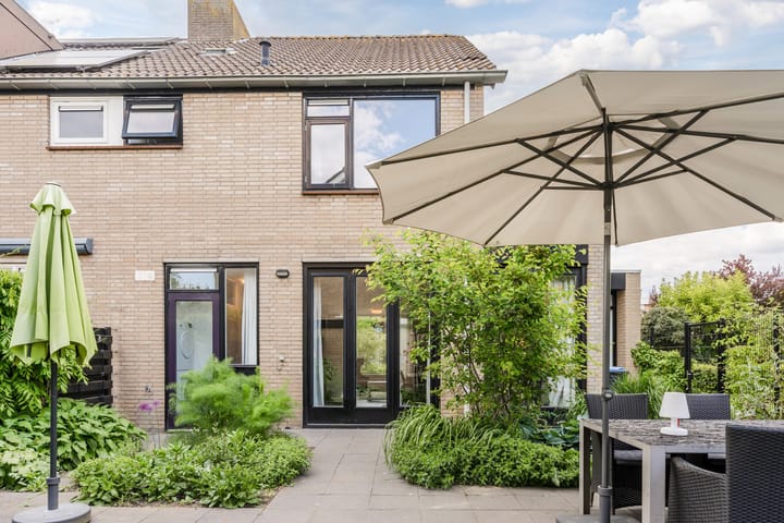 Foto 34 van Eikeboom 81