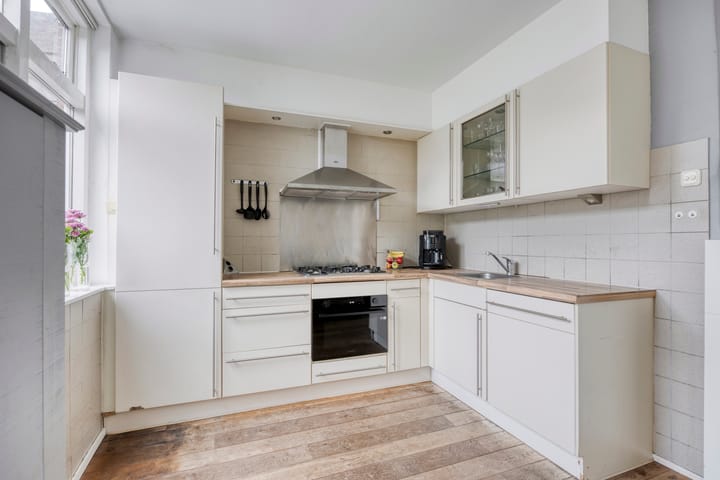 Photo 10 of Lorentzstraat 27