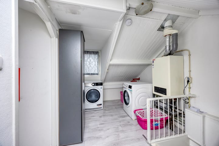 Photo 26 of Lorentzstraat 27