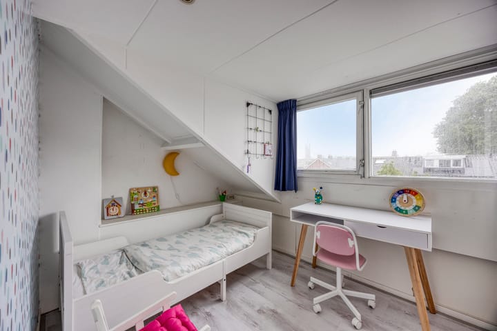 Photo 28 of Lorentzstraat 27