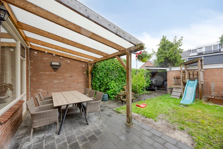 Photo 33 of Lorentzstraat 27