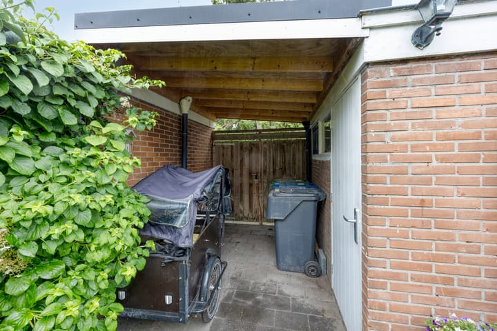 Photo 36 of Lorentzstraat 27