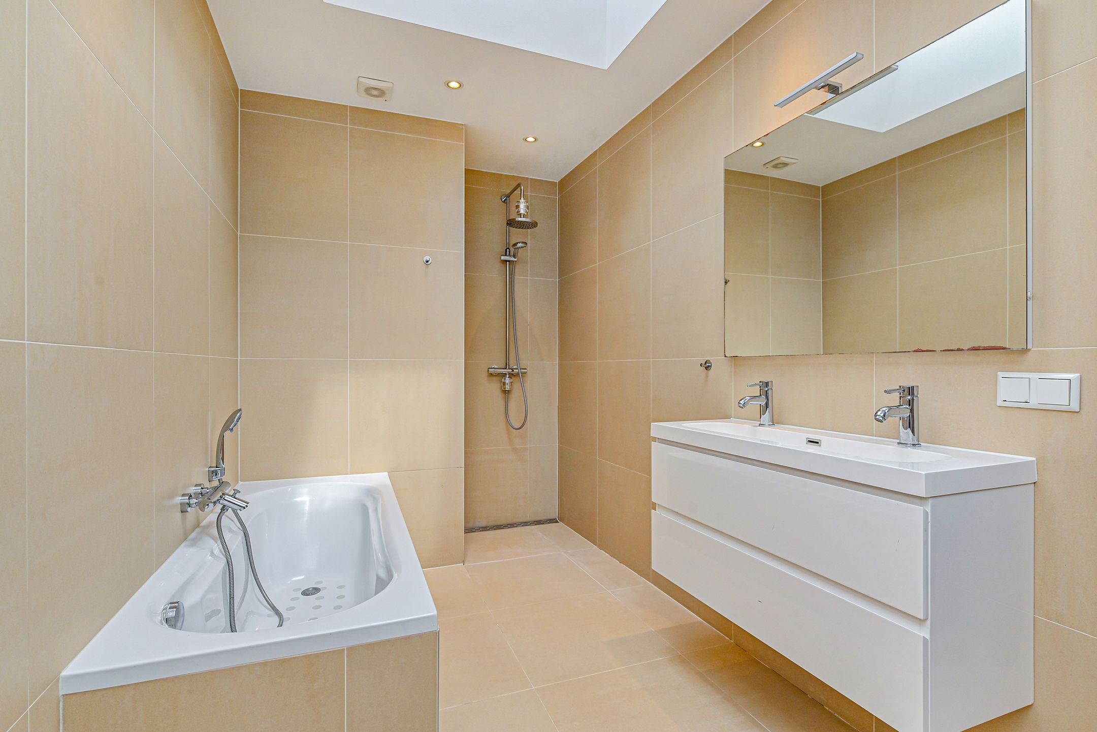 Foto 21 van Badhuisstraat 18