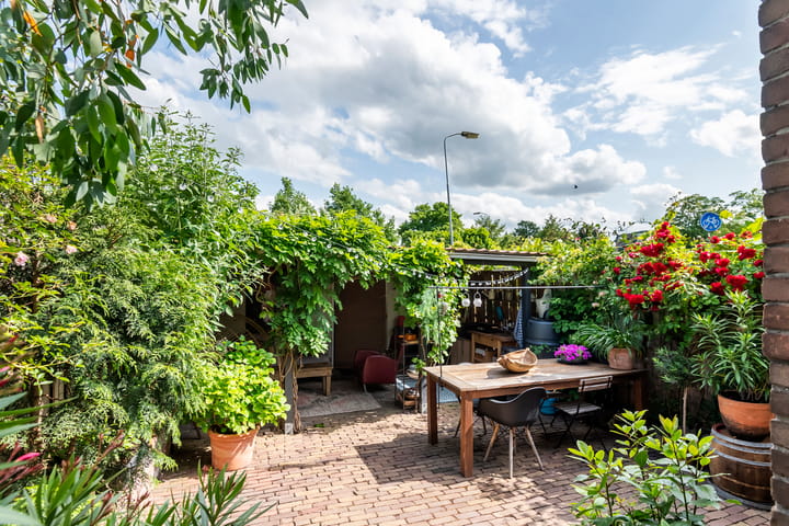 Photo 3 of J.D. van Leeuwenstraat 28