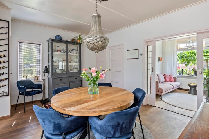 Photo 9 of J.D. van Leeuwenstraat 28