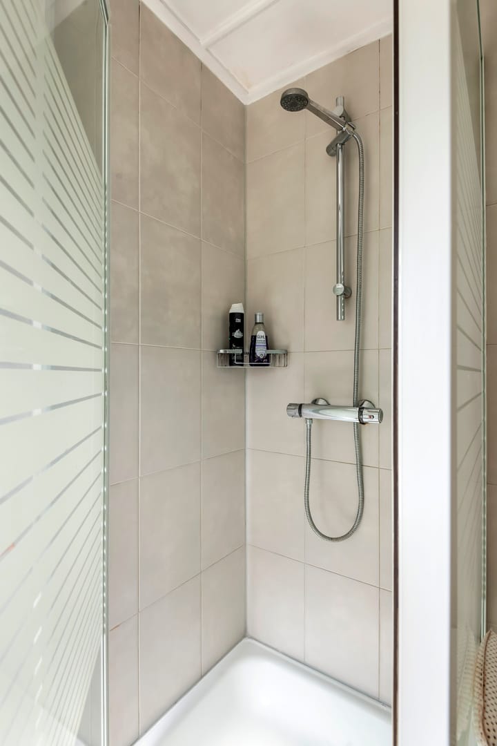 Photo 38 of J.D. van Leeuwenstraat 28