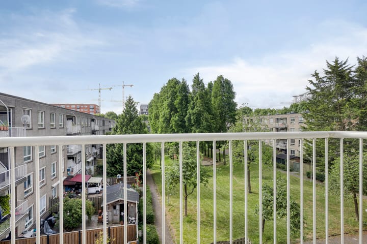 Foto 20 van Berthold Brechtstraat 32