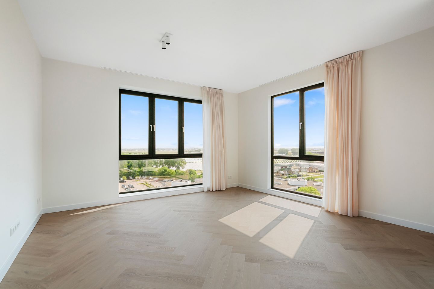 Photo 5 of Dudokstraat 112