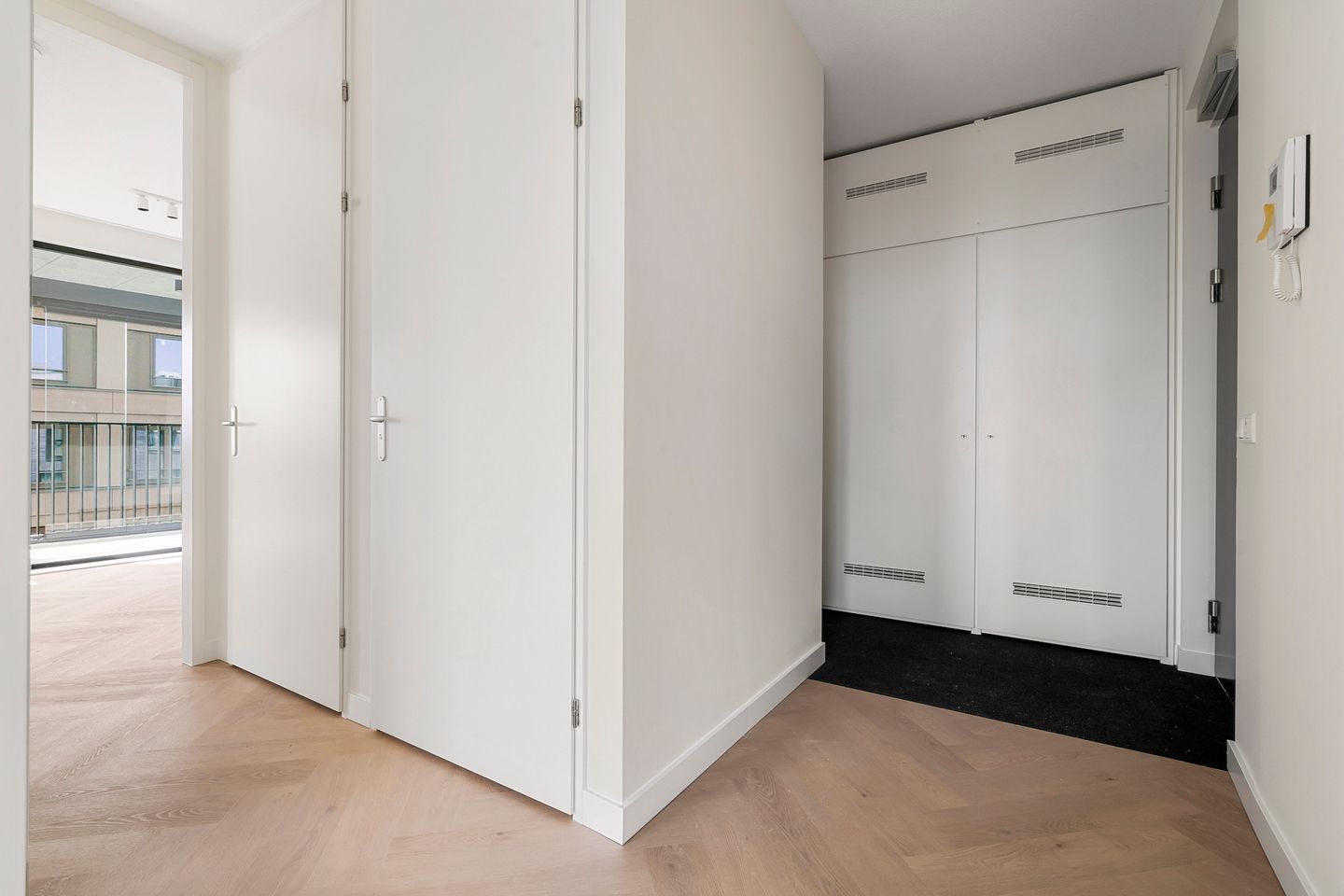 Photo 19 of Dudokstraat 112