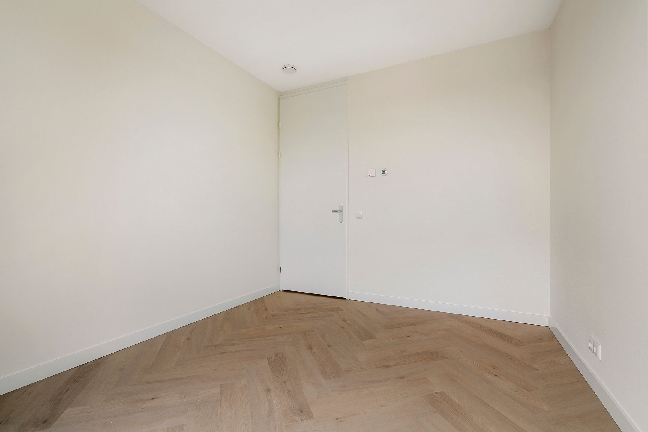 Photo 21 of Dudokstraat 112