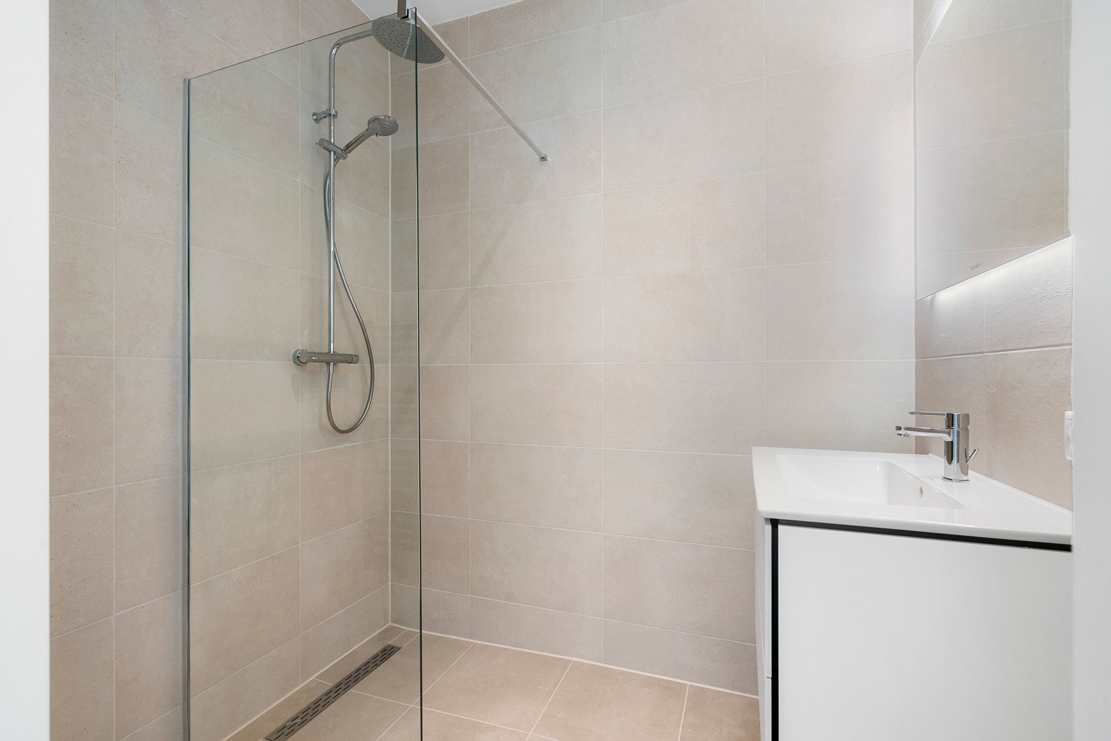 Photo 24 of Dudokstraat 112