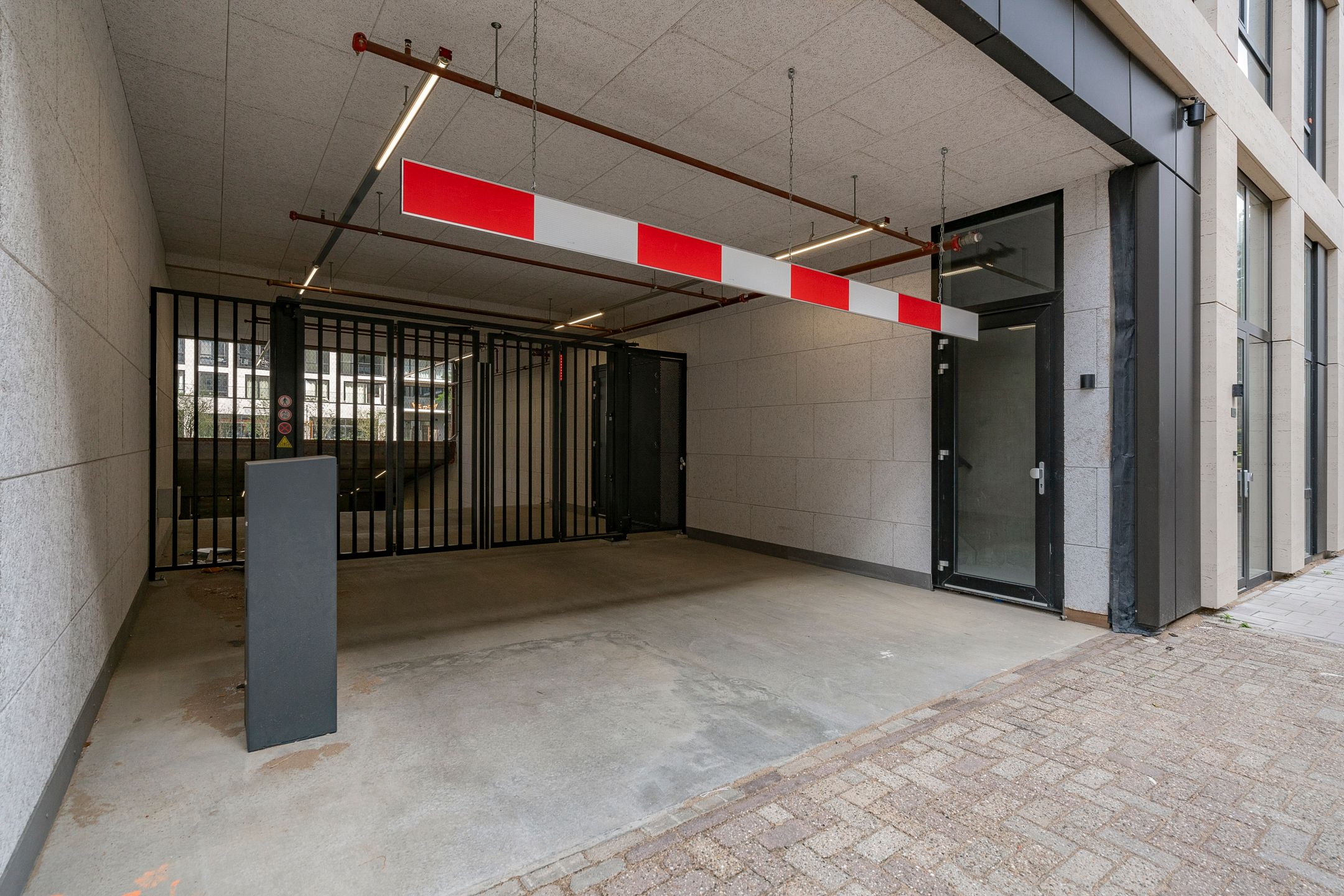 Photo 30 of Dudokstraat 112