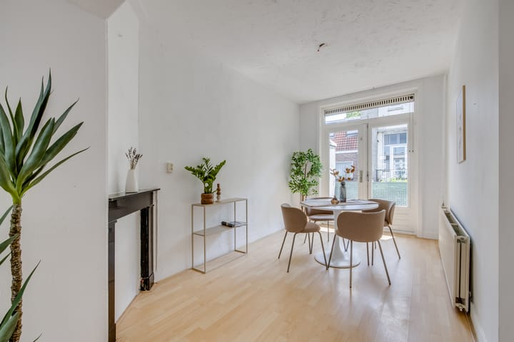 Foto 11 van Nieuwravenstraat 12-BS