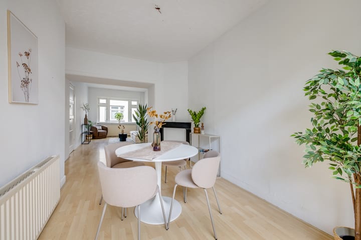 Foto 16 van Nieuwravenstraat 12-BS