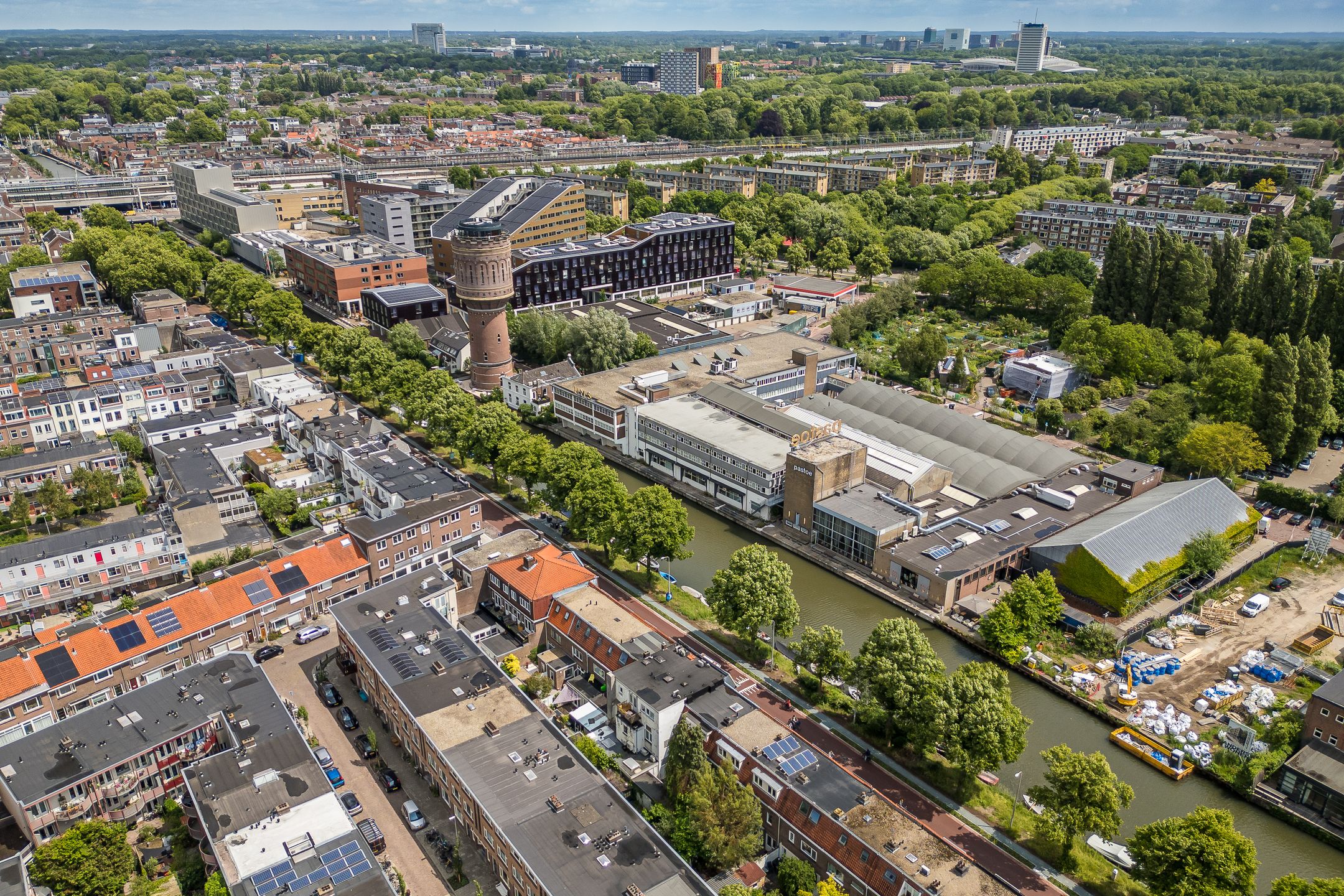 Foto 27 van Nieuwravenstraat 12-BS