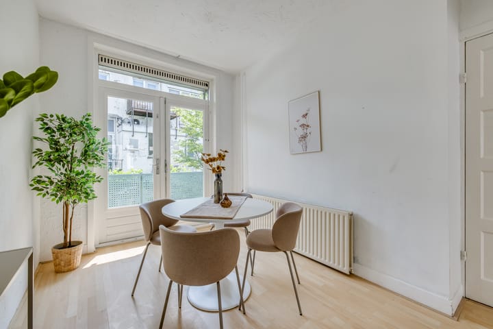 Foto 12 van Nieuwravenstraat 12-BS