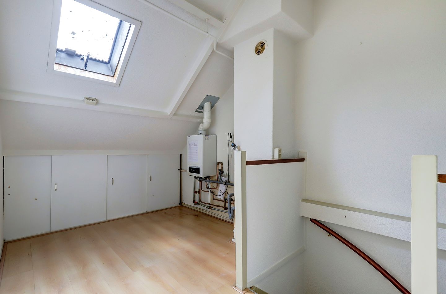 Foto 25 van Heyne van Althenastraat 18