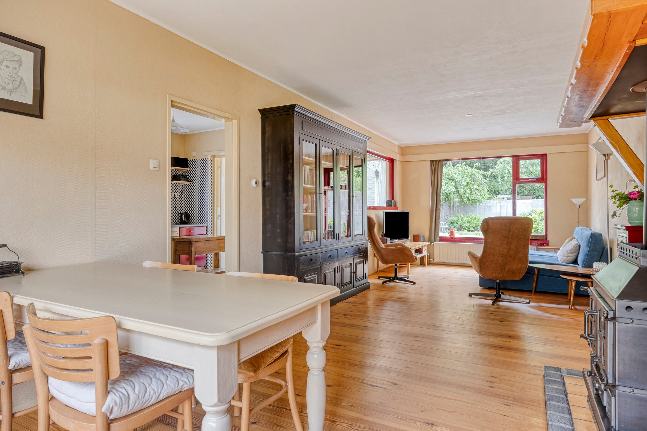 Foto 15 van Burgemeester Voskensstraat 2