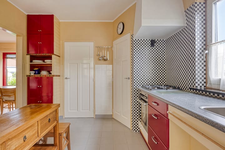 Photo 20 of Burgemeester Voskensstraat 2