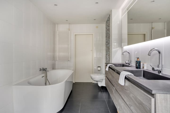 Photo 22 of Prins Bernhardlaan 37