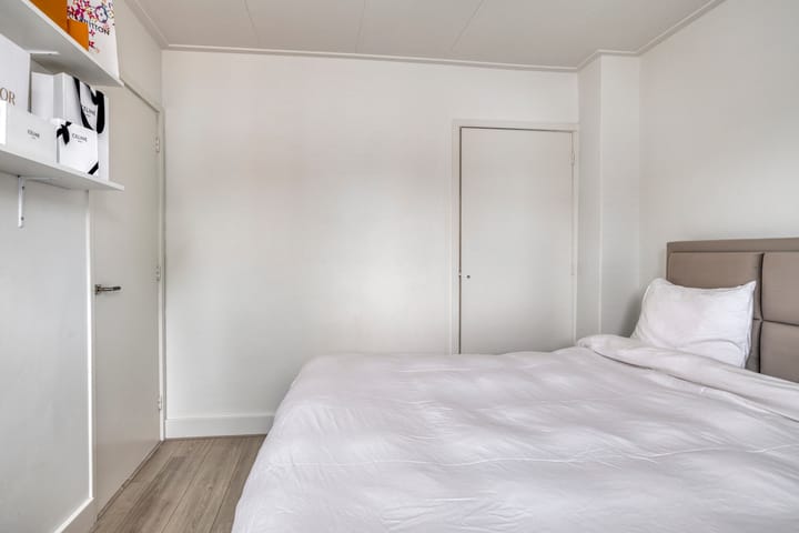 Photo 27 of Prins Bernhardlaan 37