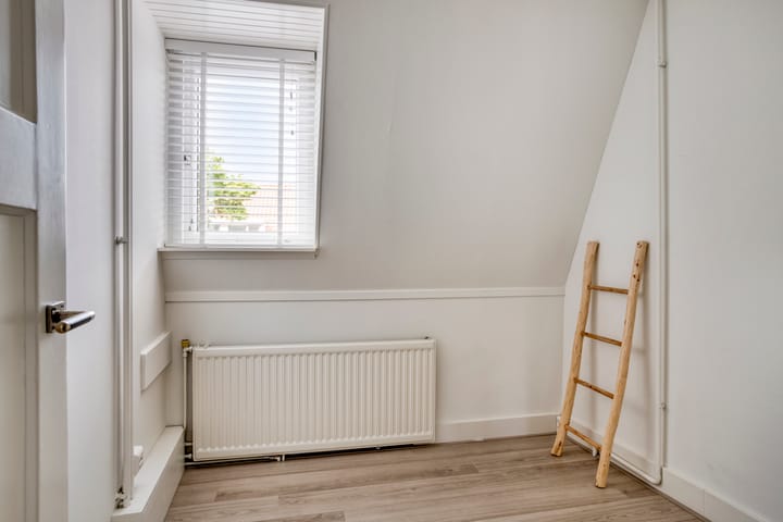 Photo 28 of Prins Bernhardlaan 37