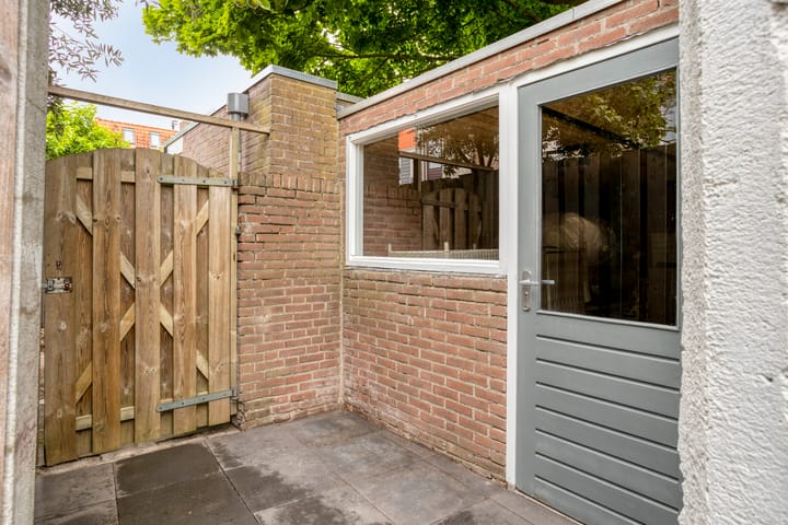 Photo 38 of Prins Bernhardlaan 37