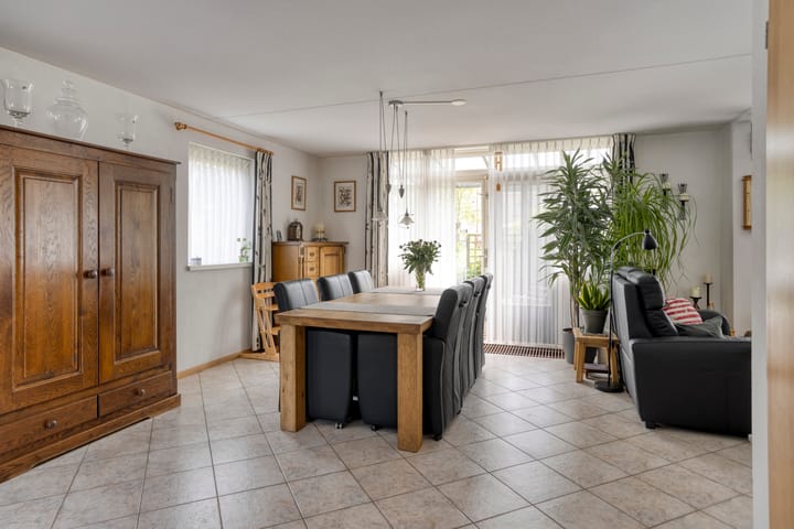 Foto 4 van Harnas 124