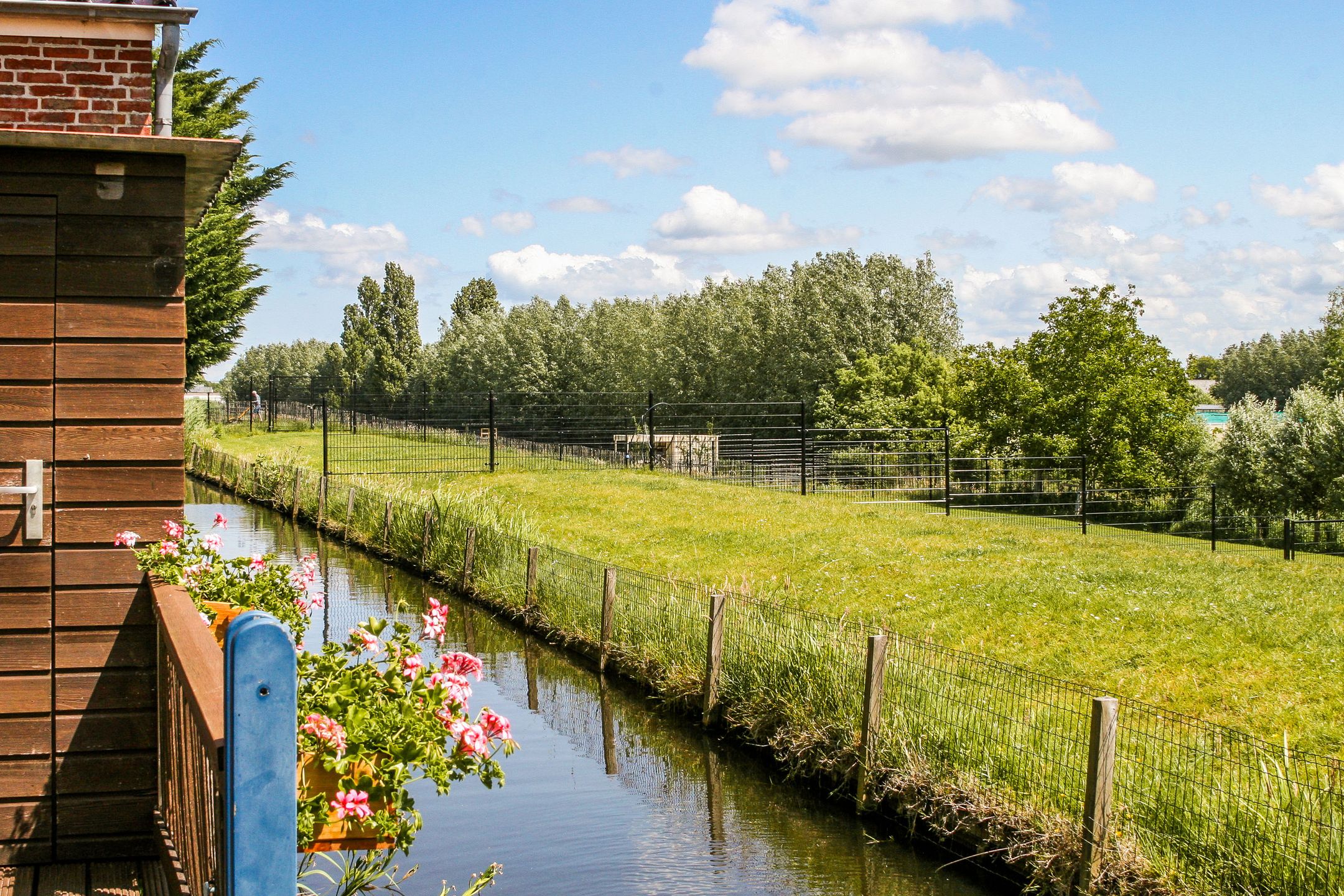 Foto 15 van Oosteinderweg 494