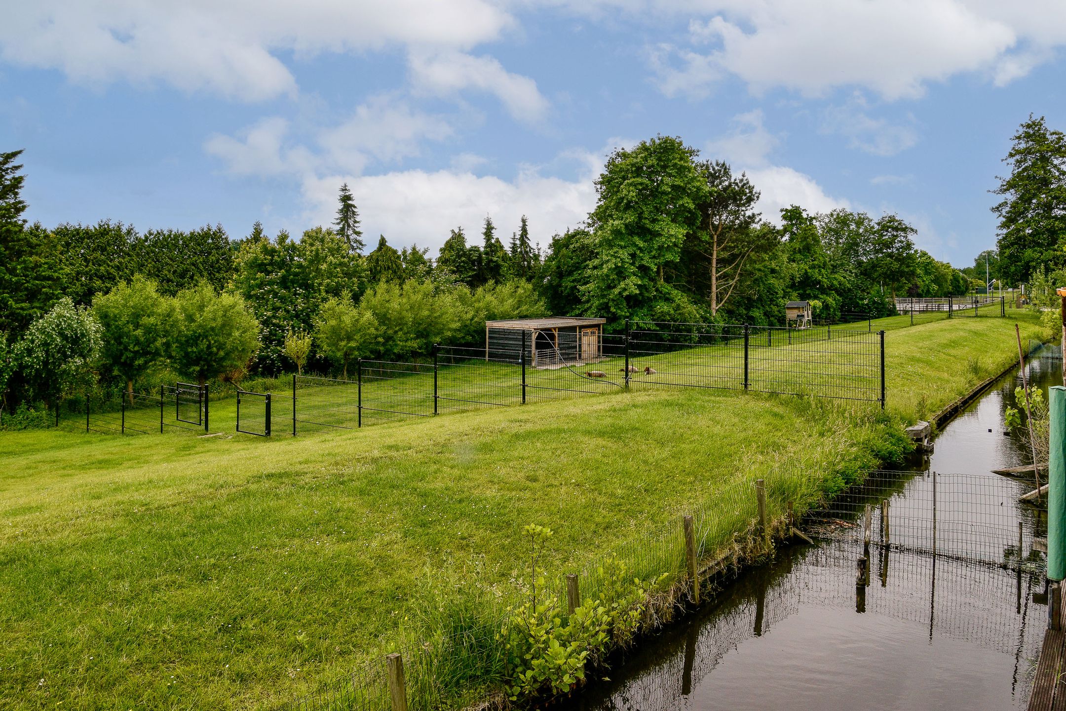 Foto 18 van Oosteinderweg 494