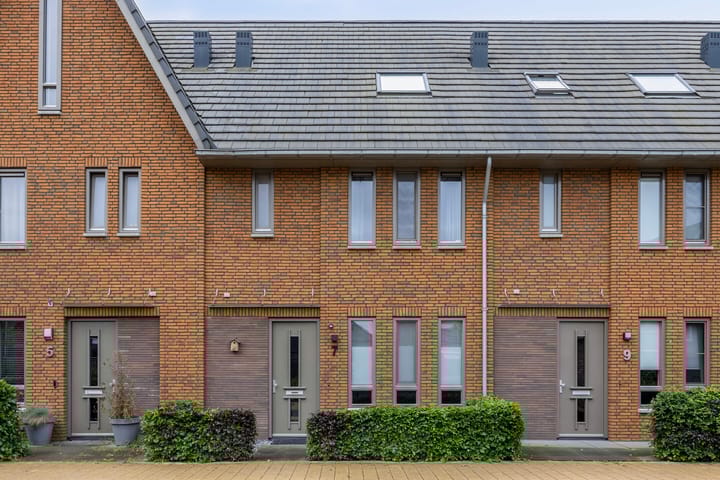 Photo 1 of Heukelsstraat 7