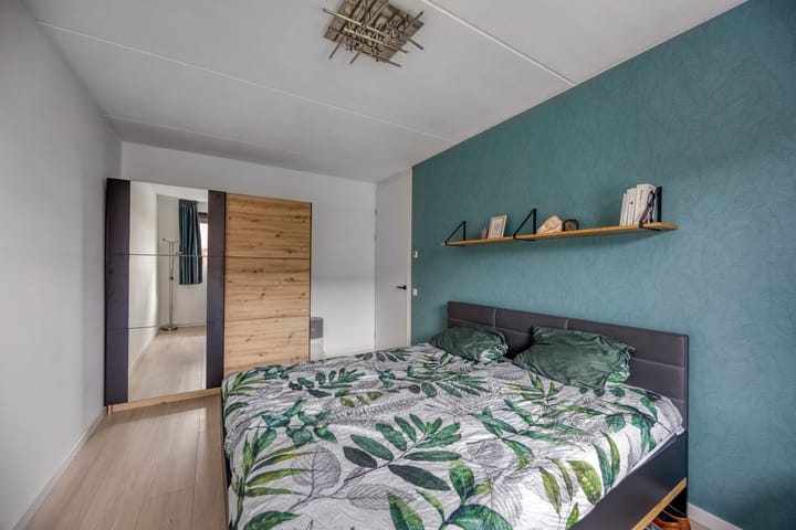 Photo 11 of Heukelsstraat 7