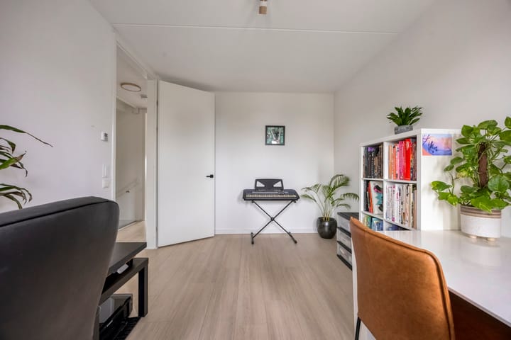 Photo 14 of Heukelsstraat 7