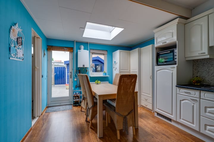 Photo 3 of Middenveer 80