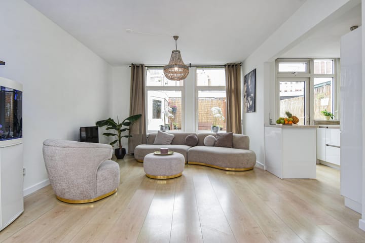 Photo 3 of Jan van Houtstraat 112