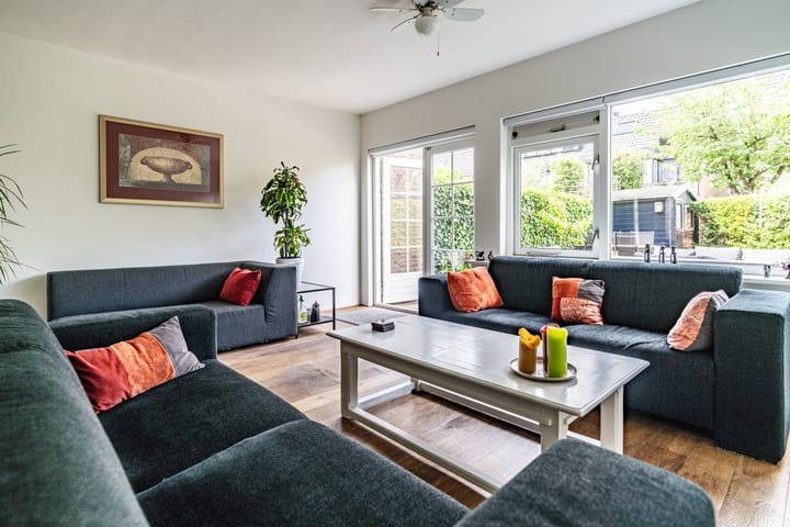 Foto 17 van Telemannstraat 9