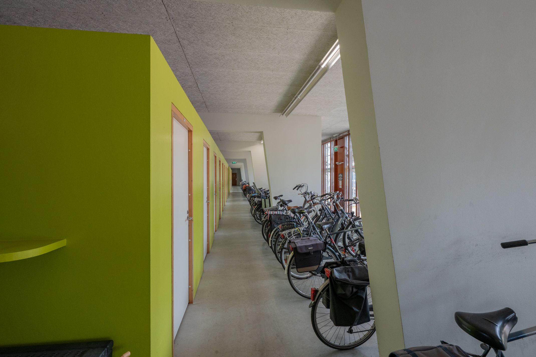 Foto 36 van Van Esveldstraat 179