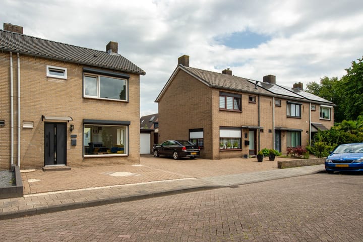 Foto 37 van Seringenstraat 10