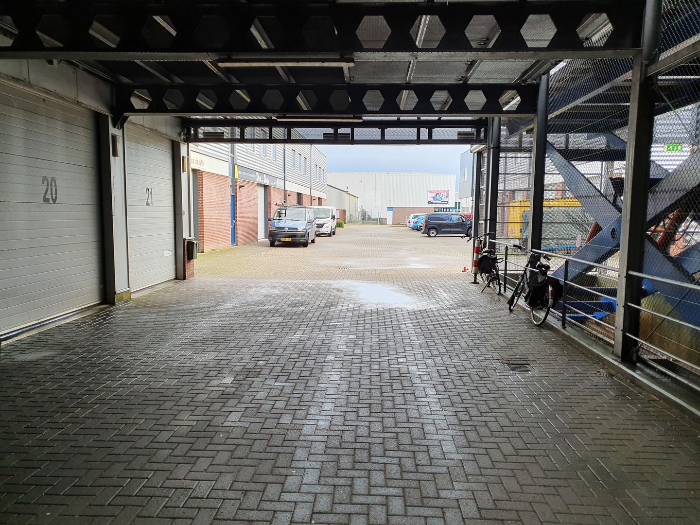 View photo 3 of Heerenweg 6-E14