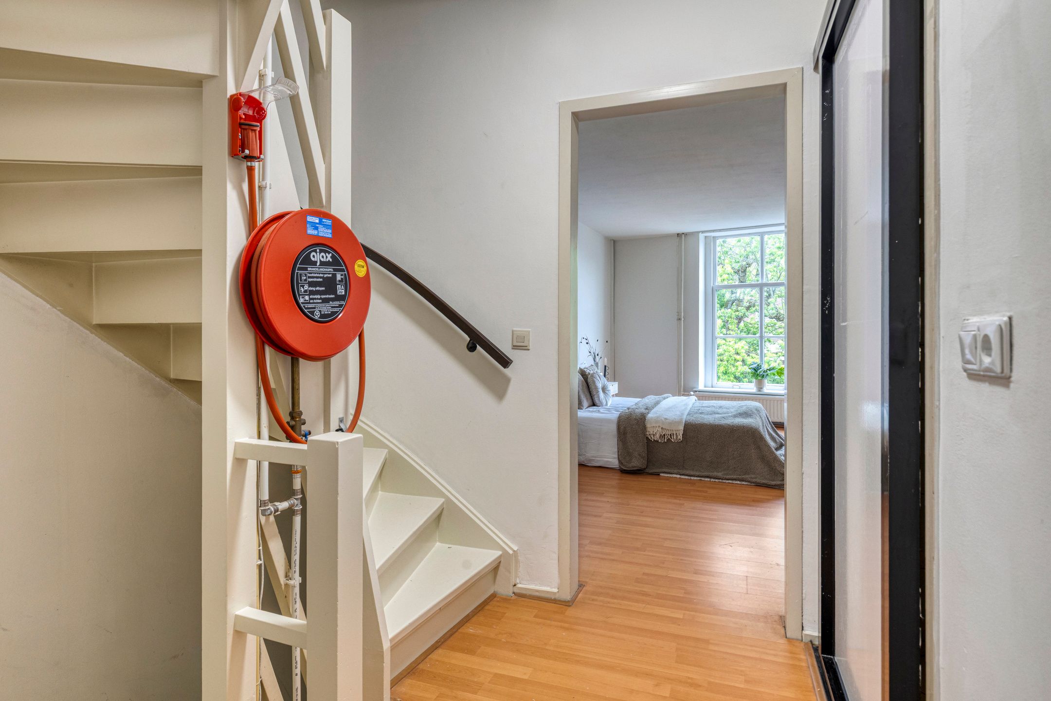 Foto 12 van Lange Hezelstraat 8