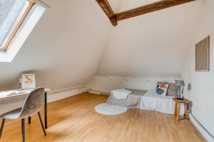 Photo 21 of Lange Hezelstraat 8