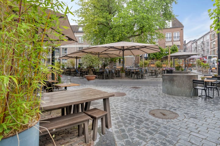 Photo 30 of Lange Hezelstraat 8