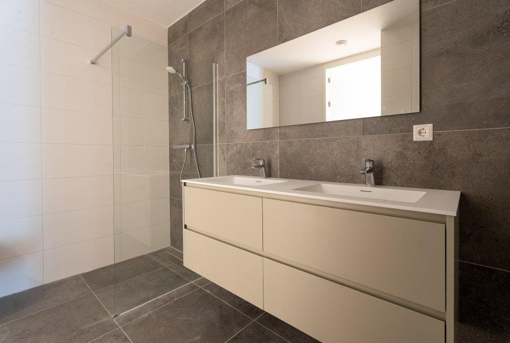 Photo 19 of Isabellastraat 8