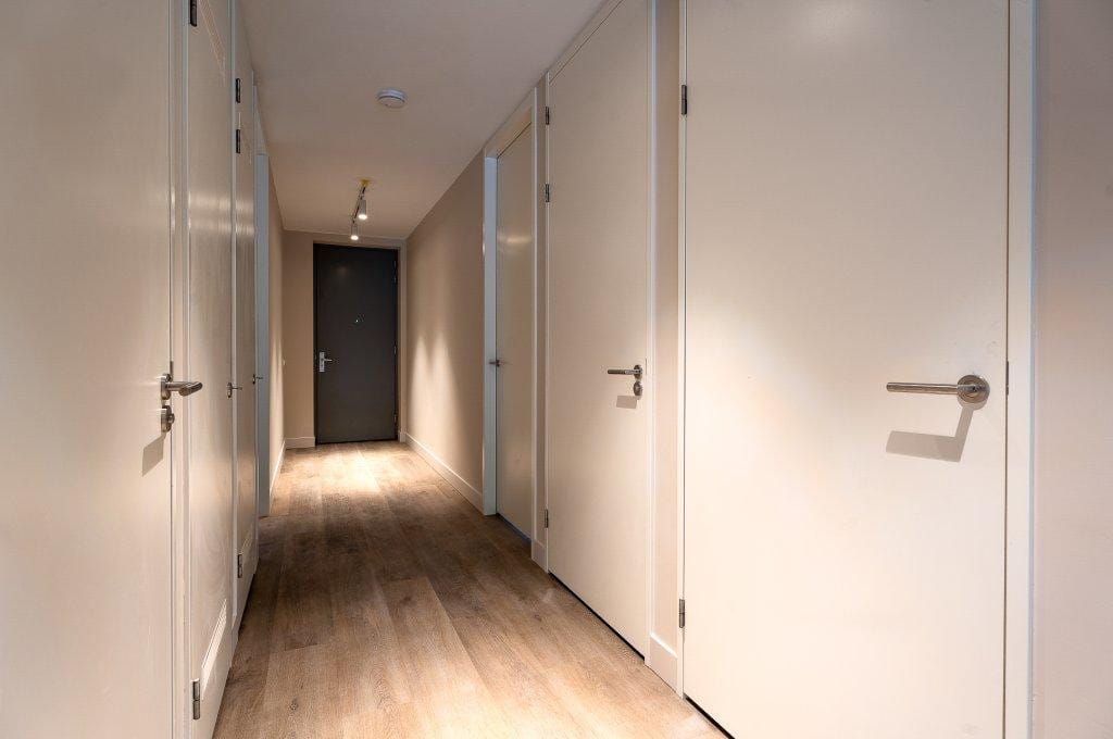 Photo 4 of Isabellastraat 8