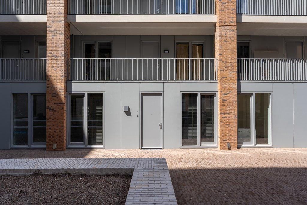 Photo 1 of Isabellastraat 8