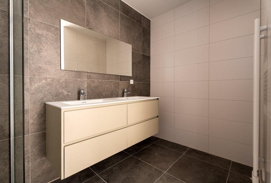 Photo 17 of Isabellastraat 8