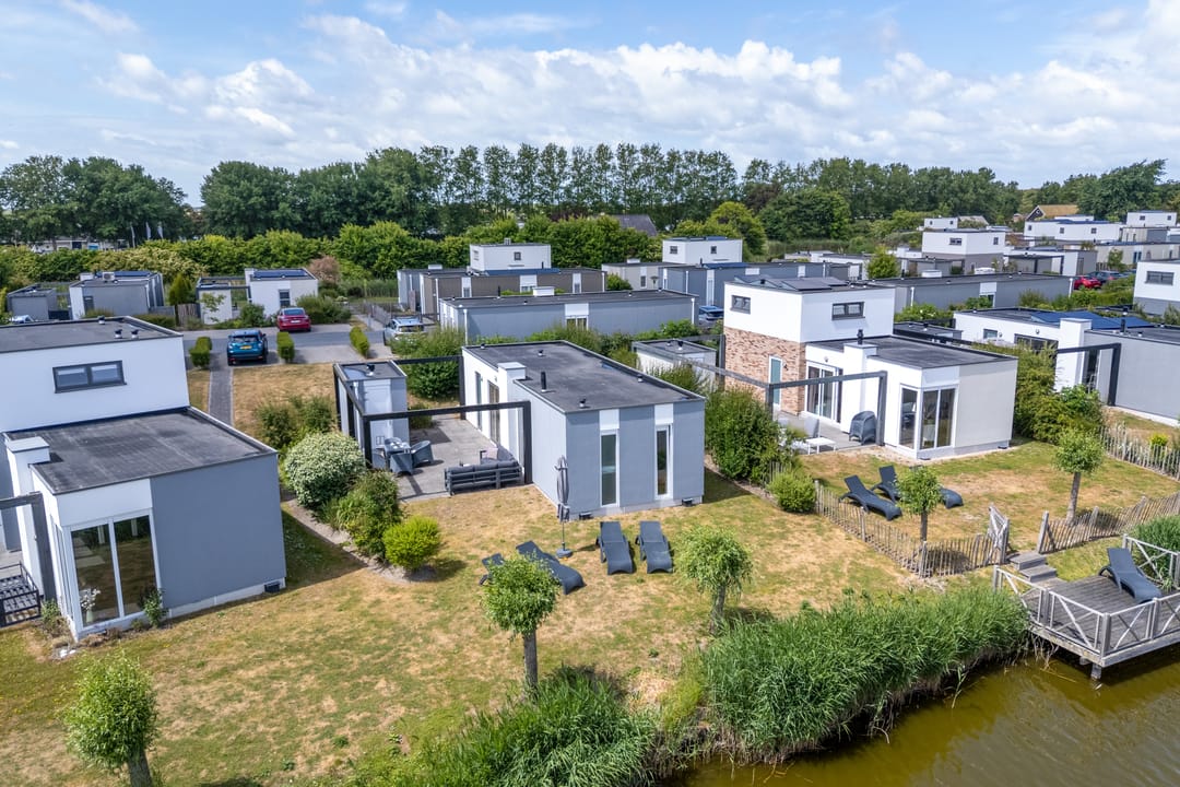 Foto 23 van Nieuwesluisweg 1-A1016