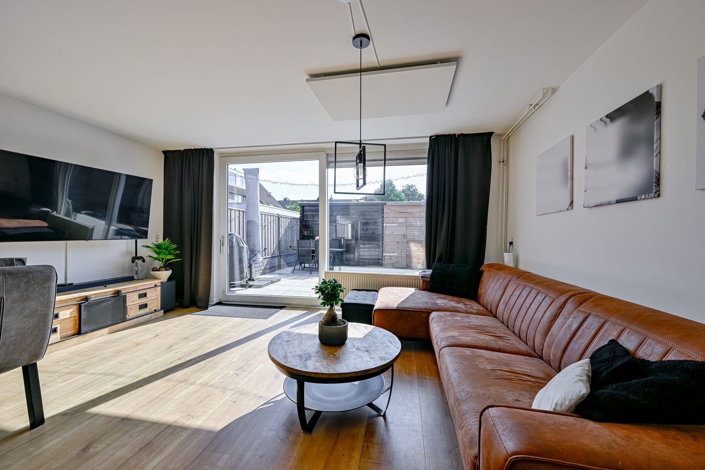 Foto 4 van Henriëtte Roland Holststraat 18