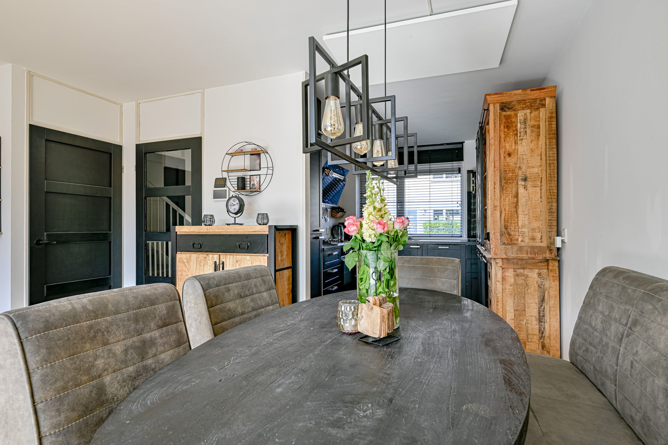 Foto 6 van Henriëtte Roland Holststraat 18